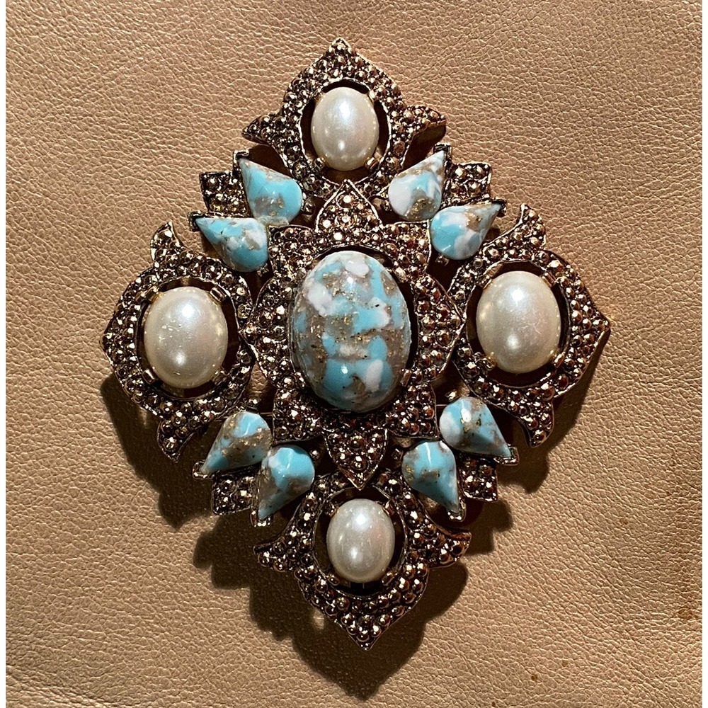 Sarah Coventry 1968 FAUX TURQUOISE PEARL Cabochon REMEMBRANCE Brooch Belt Buckle